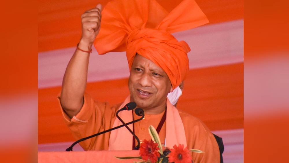 ছ’টি ব্যাঙ্ক অ্যাকাউন্টের মধ্যে দিল্লির স্টেট ব্যাঙ্কের পার্লামেন্ট হাউসের শাখায় রয়েছে ২৫ লক্ষ ৯৯ হাজার ১৭১ টাকা। গোরক্ষপুরের পঞ্জাব ন্যাশনাল ব্যঙ্কের গোরক্ষনাথ শাখায় রয়েছে ৪ লক্ষ ৩২ হাজার ৭৫১ টাকা। স্টেট ব্যাঙ্কের লখনউ বিধান সভা মার্গের শাখায় জমা আছে ৬৭ লক্ষ ৮৫ হাজার ৩৯৫ টাকা। গোরক্ষনাথের স্টেট ব্যাঙ্ক শাখায় রয়েছে সাত হাজার ৯০৮ টাকা।