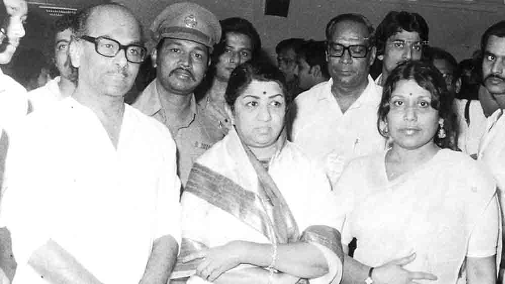 Antara Chowdhury paid tribute to  Lata Mangeshkar