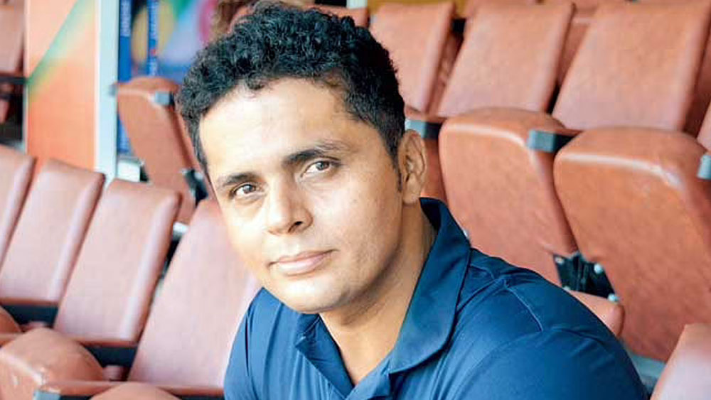 ভারতীয় দলের জার্সিতে দীর্ঘ দিন স্থায়ী হননি সোধি। মাত্র দু’বছর আন্তর্জাতিক ম্যাচ খেলেন তিনি। এককালে পঞ্জাবের হয়ে আইপিএলে খেলেছেন। সম্প্রতি ৩৫ বছরের সোধিকে ওই টুর্নামেন্টে ম্যাচ রেফারি হিসাবেও দেখা গিয়েছে।