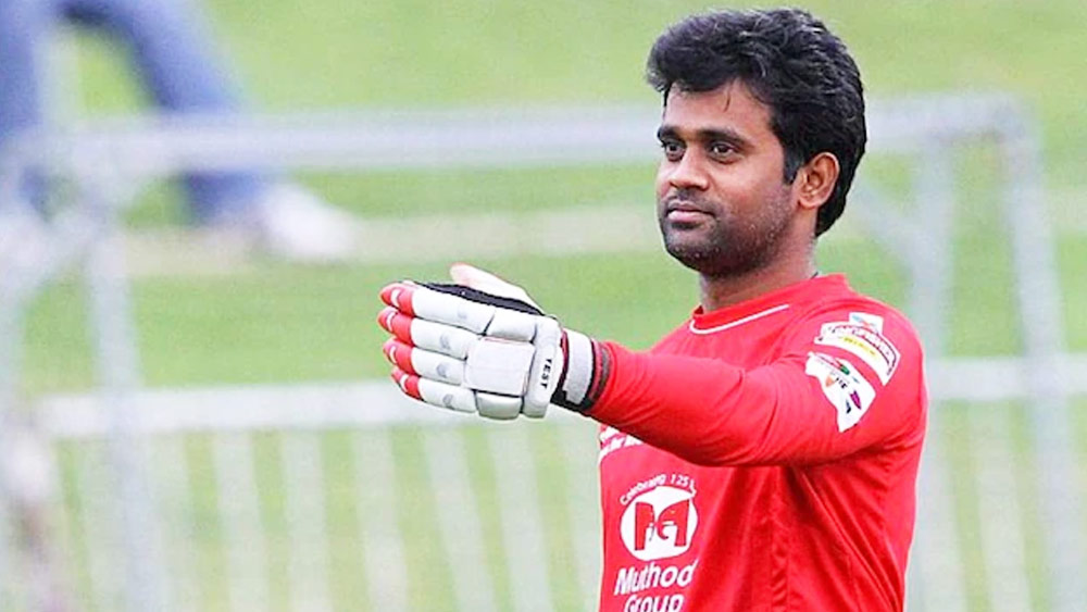 প্রথম শ্রেণির ক্রিকেটে অন্ধ্রপ্রদেশের হয়ে রঞ্জি খেলতে নামেন বেণুগোপাল। ঘরোয়া ক্রিকেটে ১০ হাজার রানের মালিক ২০১৯ সালে সমস্ত শ্রেণির ক্রিকেট থেকে একেবারে দূরে সরে যাওয়ার কথা ঘোষণা করেন। 