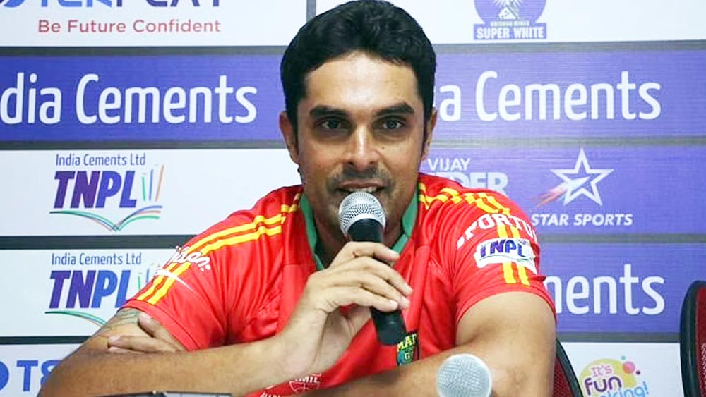 আইপিএল খেললেও নজর কাড়তে ব্যর্থ হন। দেশের জার্সিতেও দেখা যায়নি বিদ্যুৎকে। নীরজের মতো তাঁর সম্পর্কেও বিশেষ কিছু জানা যায় না।