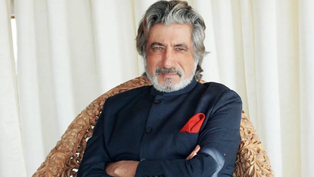 শক্তিকে কেন বলিউডে নিষিদ্ধ ঘোষণা করা হয়? অভিনতার বিরুদ্ধে অভিযোগ ছিল, তিনি প্রকাশ্যে এবং সরাসরি কুপ্রস্তাব দিয়েছিলেন এক মহিলা সাংবাদিককে।