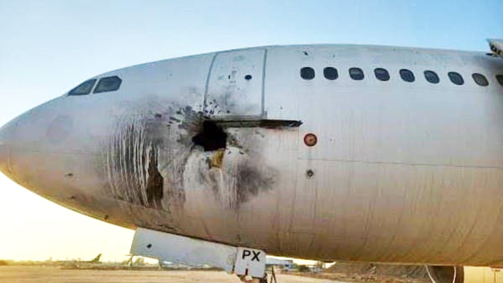 সামরিক ড্রোনের আদর্শ উদাহরণ ‘এমকিউ-১ প্রিডেটর’। এটি আমেরিকার একটি সামরিক ড্রোন। আমেরিকার সঙ্গে আফগানিস্তান, ইরাক যুদ্ধে এটি অন্যতম প্রধান অস্ত্র হয়ে উঠেছিল।