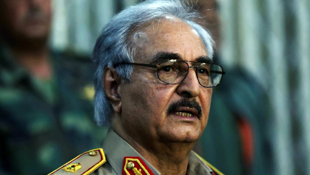 তবে ড্রোন হামলা প্রায়ই জটিল আইনি ও নৈতিক মতবিরোধ তৈরি করে। অস্ত্র নিয়ন্ত্রণ চুক্তির মাধ্যমে ড্রোন ব্যবহার বন্ধ করার চেষ্টা করা হয়েছে। তবে সাফল্য আসেনি কোনও বারই।