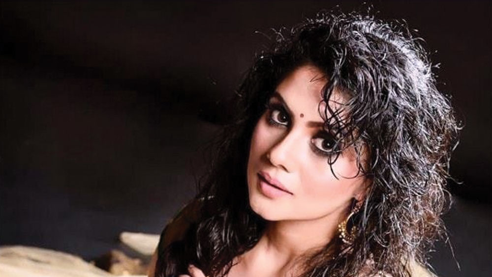 অভিনেত্রী পায়েল সরকার।