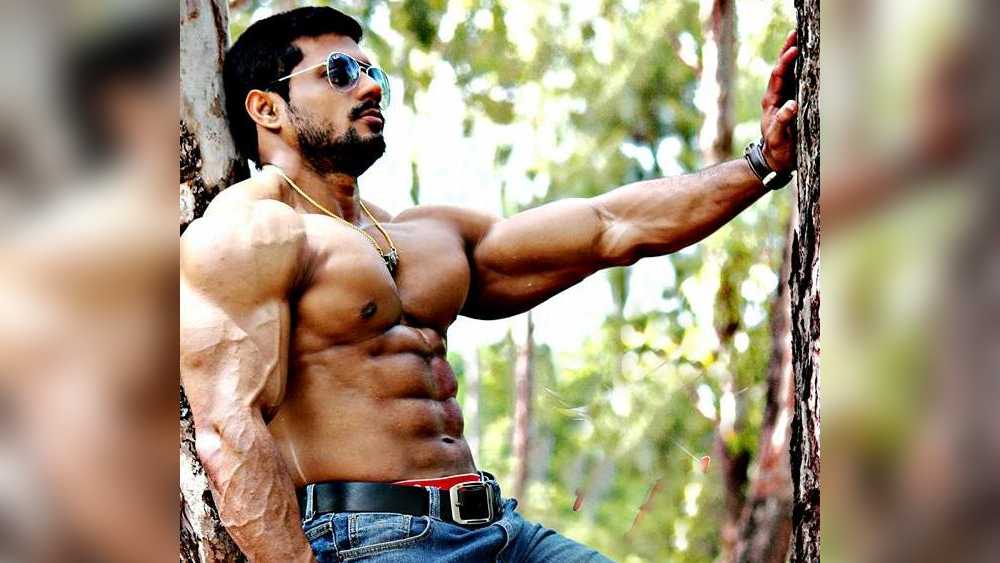 ওড়িশার বডি বিল্ডারদের মধ্যে অনিল বেশ জনপ্রিয়। শুধু তাঁর সাফল্যের জন্য নয়। জগন্নাথের মন্দিরে তাঁর গুরুত্বপূর্ণ পদের জন্যও নয়। অনিল নাকি উঠতি বডি বিল্ডারদের নানা ভাবে সাহায্য করেন। কেউ পরিমিত খাবার না পেলে নিজের উদ্য়োগে তার খাওয়াদাওয়ার ব্যবস্থাও করে দেন অনিল।