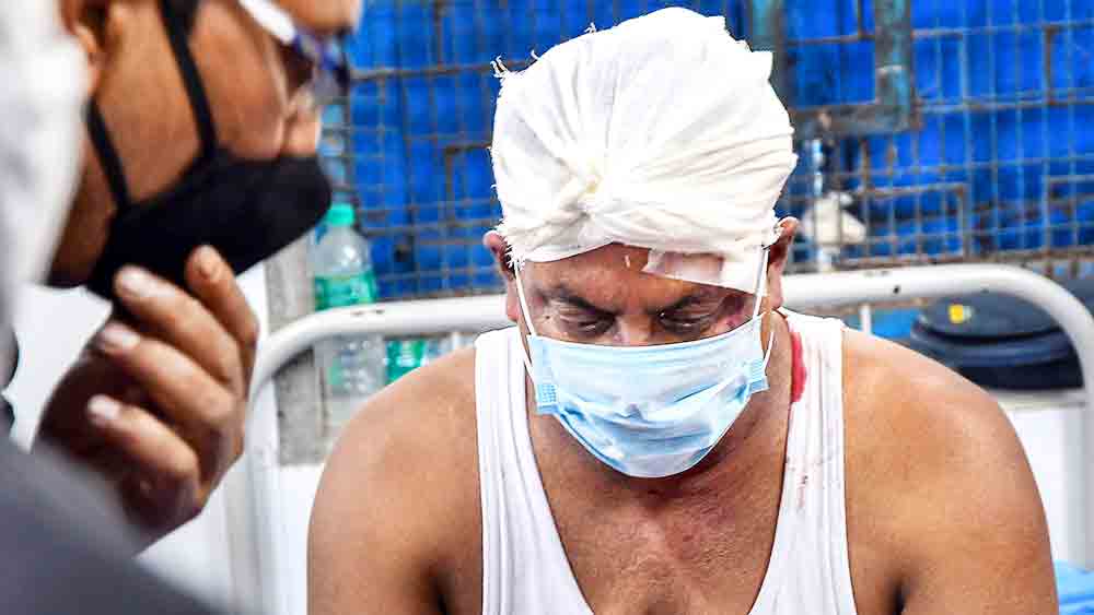 BJP leader got attacked outside BJP office