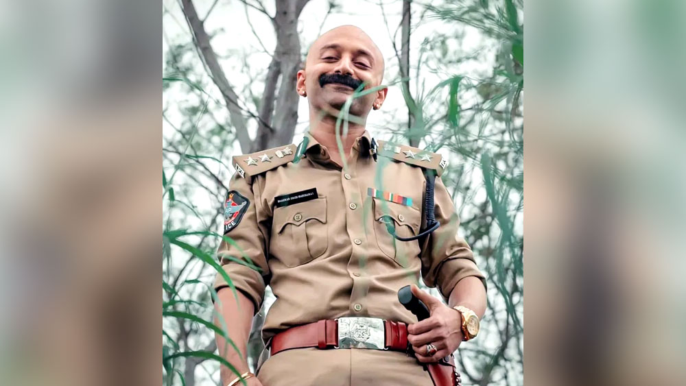 ‘পুষ্পা... ’-র সাফল্যের পর এ বার ফহাদের সামনে আরও বড় সুযোগ। তামিল ছবি ‘বিক্রম’-এ কমল হাসনের সঙ্গে দেখা যাবে ফহাদকে।