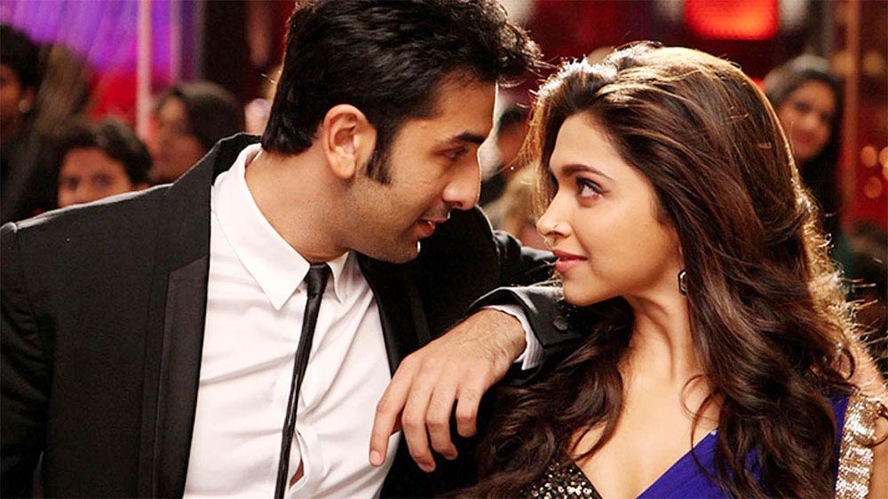 দুর্দান্ত নাচিয়ে। অভিনয়েও বেশ নজরকাড়া। কেঠো অভিব্যক্তি নেই। বরং নিষ্পাপ মুখের রণবীর ধীরে ধীরে বলিউডে জায়গা পাকা করতে শুরু করেছিলেন। এক সময় এল তাঁর কেরিয়ারের সবচেয়ে ব়ড় হিট—  ‘ইয়ে জওয়ানি হ্যায় দিওয়ানি’।