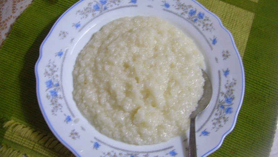 ফ্যানাভাত বা ফেনসা ভাত গরম গরম ঘি বা অল্প মাখন দিয়ে খেতে অপূর্ব লাগবে আপনার