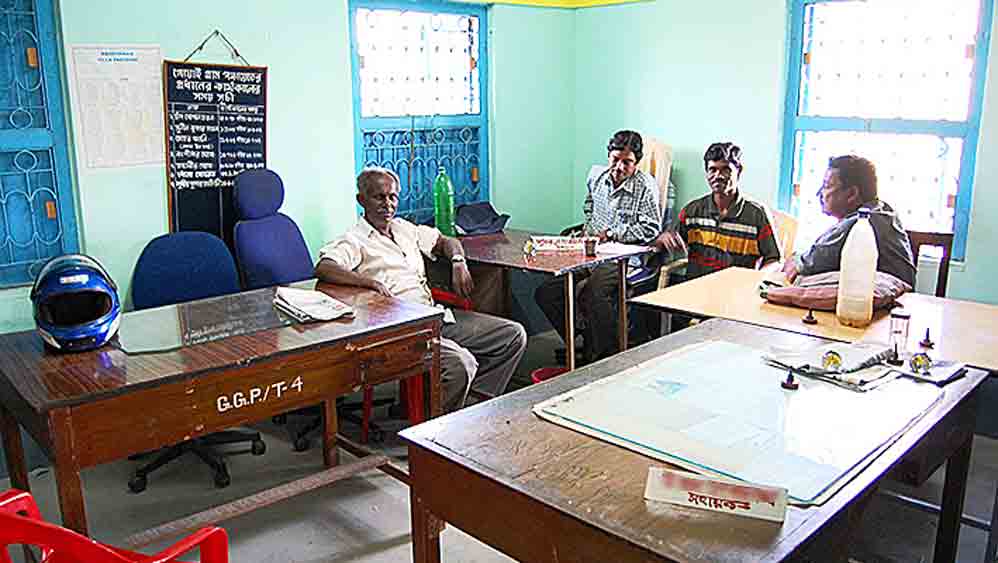 letters to the editor on economic loss of panchayats due to online collection of trade license fees