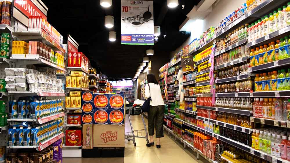 অনলাইনে অর্ডার নিয়ে ডেলিভারি দেওয়ার সংস্থা দেশে কম নয়। রয়েছে বিগ বাস্কেট বা জিওমার্টের মতো বড় খেলোয়াড়েরাও। তবে চটজলদি ডেলিভারির জেরে লাভের মুখ দেখতে শুরু করে গ্রোফার্স।