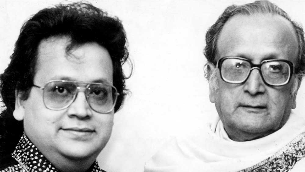 বাবার সঙ্গে বাপ্পি লাহিড়ী।