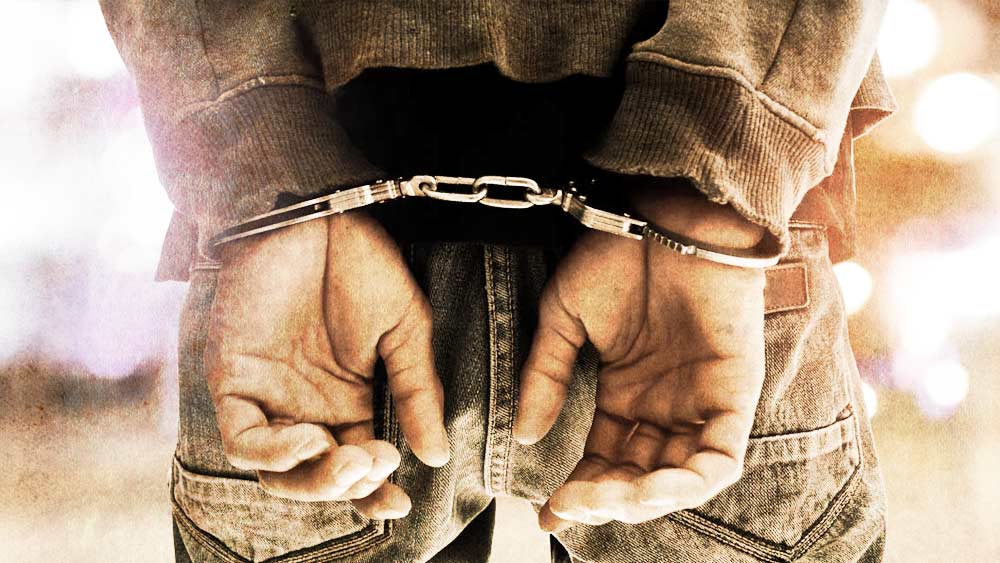 ১৯৬৯ সালে ১২ ডিসেম্বর অন্য এক ২৬ বছর বয়সি যুবককে গ্রেফতার করা হয়। কিন্তু প্রমাণের অভাবে তাঁকেও ছাড়তে বাধ্য হয় পুলিশ। মিথ্যে প্রমাণ জোগাড় করে তাঁকে গ্রেফতার করার জন্য এক পুলিশ অফিসারকে বরখাস্তও করা হয়।