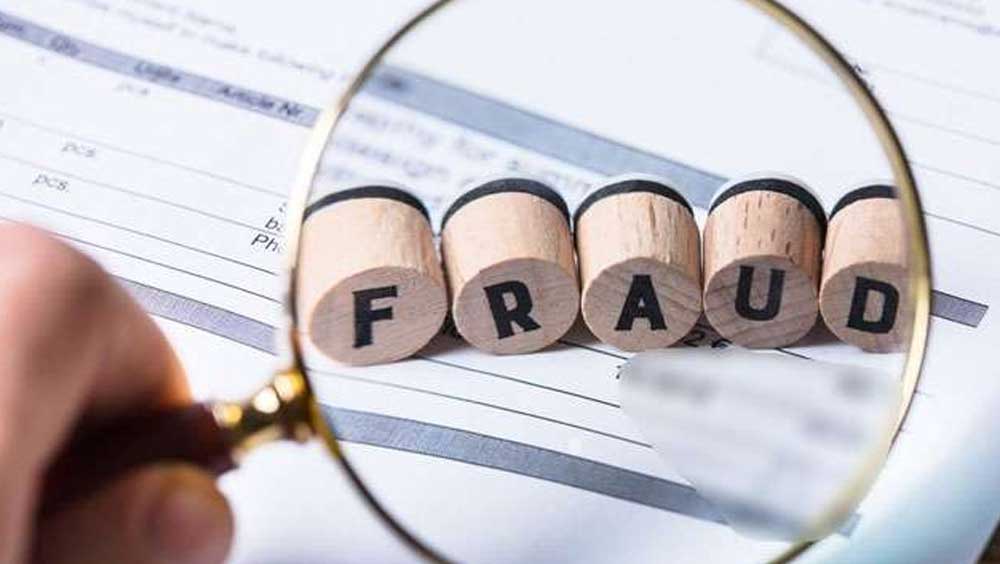 দেশের কোন কোন ব্যাঙ্ক এই দুর্নীতির শিকার? রাষ্ট্রায়ত্ত ও বেসরকারি মিলিয়ে মোট ২৮টি ব্যাঙ্ক পাঁচ বছরে ২২ হাজার ৮৪২ কোটি ঋণ দিয়েছে এই সংস্থাকে। যার মধ্যে রয়েছে এসবিআই এবং আইসিআইসিআই-এর মতো ব্যাঙ্কও।