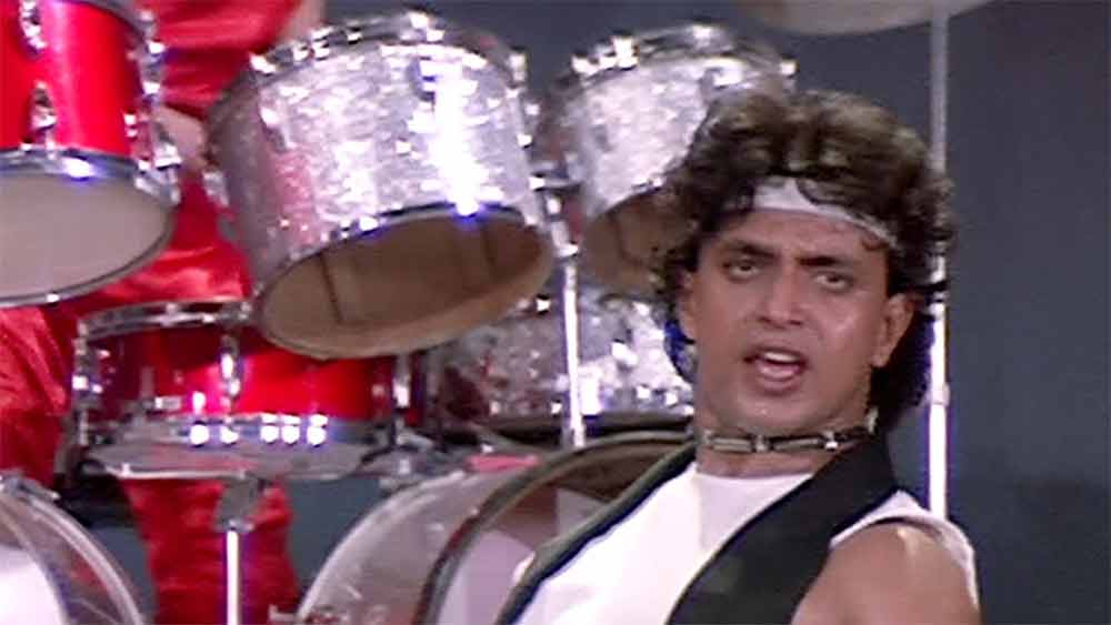 বাপ্পি লাহিড়ি ছাড়াও অনু মালিক, নাদিম-শ্রাবণ বা লক্ষ্মীকান্ত-প্যায়ারেলালের মতো সুরকারদের সঙ্গে কাজ করেছেন বিজয়। তবে জনপ্রিয়তা সত্ত্বেও ১৯৯১ সালে তিনি বলিউড থেকে বিদায় নেন। ২০১৭ সালে অসীম অহলুওয়ালিয়ার ছবি ‘ড্যাডি’-তে ‘ডান্স ডান্স’ গানেও শোনা গিয়েছে তাঁকে। তবে বলিউডে স্থায়ী হননি বিজয়।