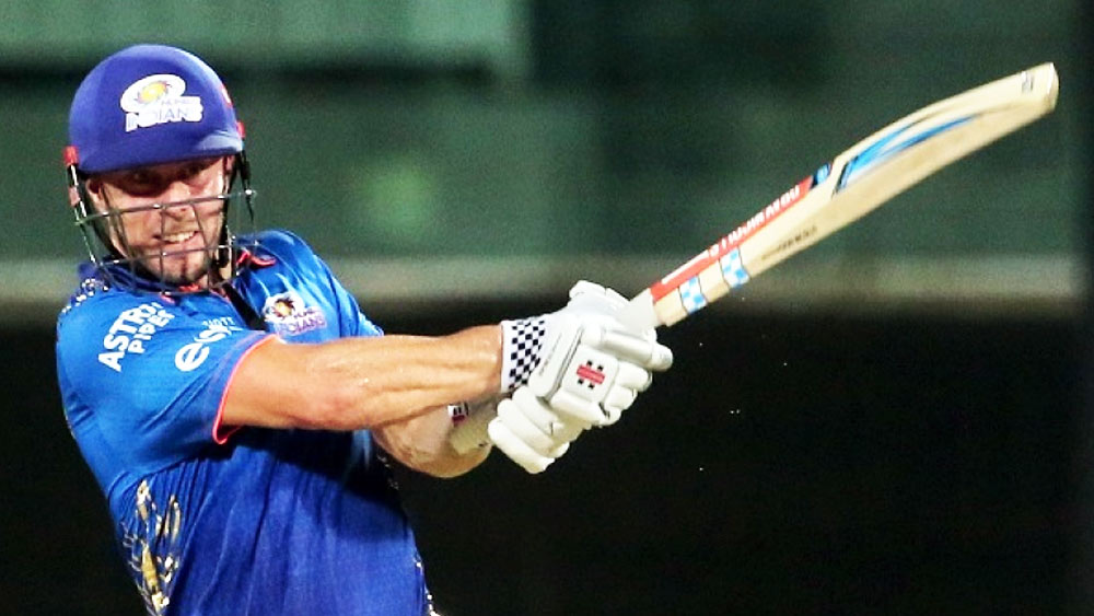 ক্রিস লিন: তালিকায় প্রথম নামই তাঁর। অস্ট্রেলিয়ার এই ব্যাটার টি-টোয়েন্টি ফরম্যাটে মারকুটে বলে পরিচিত। বিভিন্ন দেশে ঘুরে ঘুরে টি-টোয়েন্টি লিগ খেলেন তিনি। খেলেছেন কলকাতা নাইট রাইডার্সেও। এখনও পর্যন্ত ৪২টি ম্যাচে ১৩২৯ রান করেছেন তিনি। কিন্তু এ বার দল পাননি।