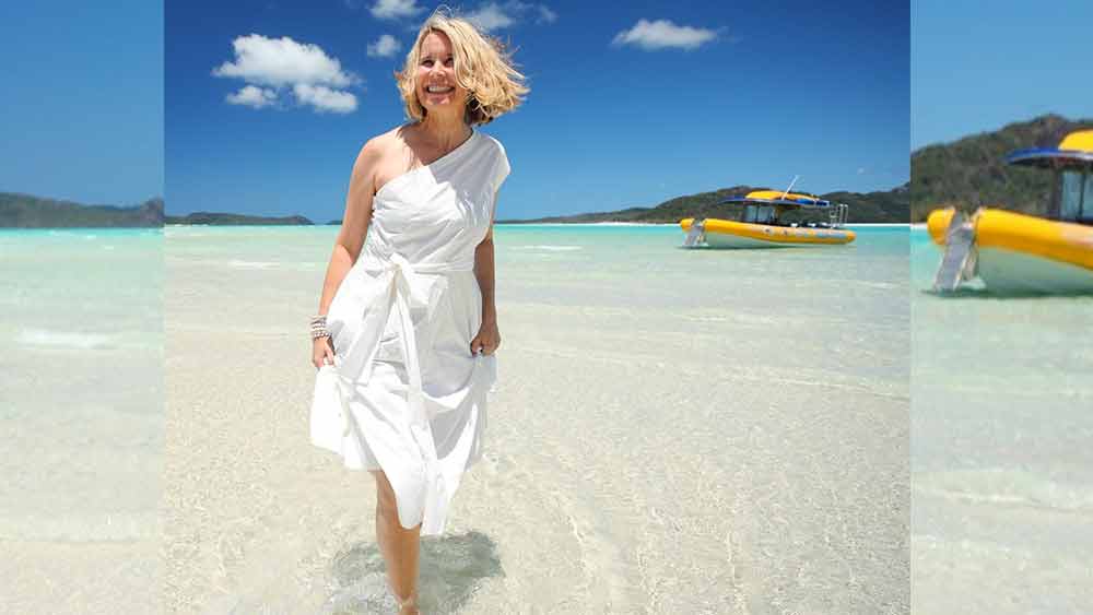 নিজের জীবনের সাফল্যের কাহিনি অন্যদের সঙ্গে ভাগ করে নিতে দু’টি বই লিখেছেন ক্যারেন। ‘দ্য জিপিএস গার্ল’স রোড ম্যাপ ফর ইয়োর ফিউচার’ এবং ‘রিক্যালকুলেট-ডিরেকশনস ফর ড্রাইভিং পারফরম্যান্স সাকসেস’। এ দু’টিতেই সফল হওয়ার পথ দেখিয়েছেন ক্যারেন।