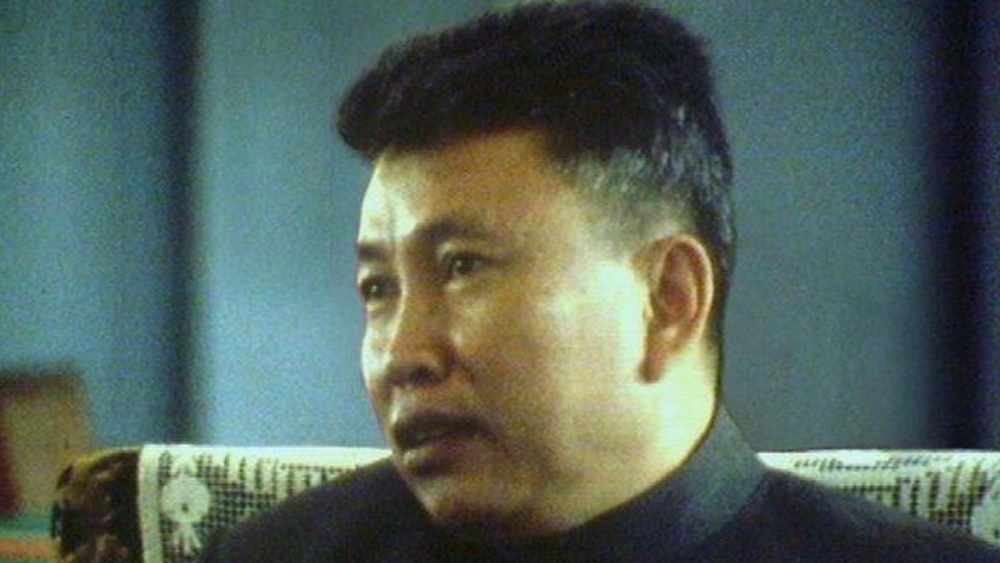 রাজ পরিবারের অন্দরমহলে যাতায়াত ছিল পলের। অল্প বয়সেই যৌনজীবনের স্বাদ পেয়েছিলেন। রাজার রক্ষিতাদের সঙ্গে বহু বার সম্পর্কে জড়িয়েছিলেন তিনি। তাঁর জীবনিকারেরাই এ কথা লিখেছেন বিভিন্ন বইয়ে।