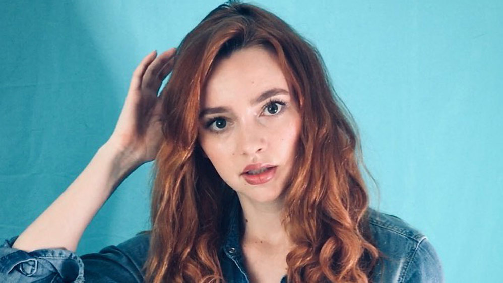 ২৭ বছর বয়সী নাতাশার জন্ম অস্ট্রেলিয়ার নিউ সাউথ ওয়েলসে। মাস্কের সঙ্গে নাম জড়ানোর আগে থেকেই তিনি একজন সফল অভিনেত্রী।