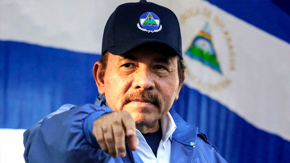 তবে রাশিয়া-ইউক্রেন সংঘাত নিয়ে রাশিয়ারই পক্ষ নিয়েছেন নিকারাগুয়ার প্রেসিডেন্ট ড্যানিয়েল ওর্তেগা।   