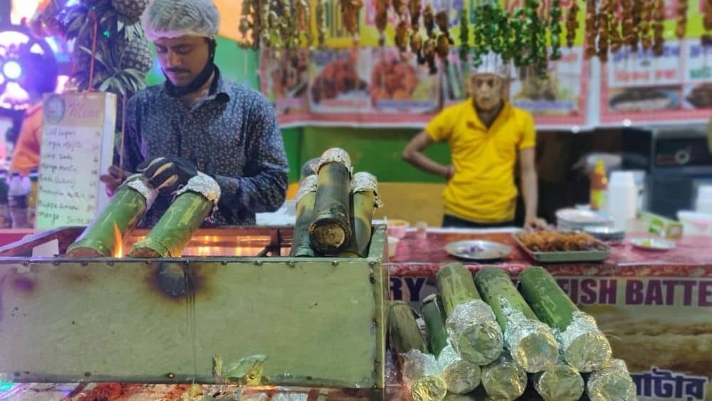 বিরিয়ানি প্রিয় বাঙালির জন্য রয়েছে বিরিয়ানির বন্দোবস্তও। এই বছরে খাদ্যমেলার  অন্যতম আকর্ষণ আরসালান। যদিও নজর কেড়েছে বাঁশ পোড়া বিরিয়ানি।