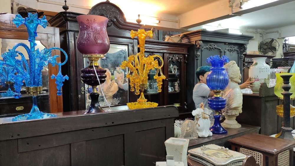 পার্ক স্ট্রিটের নিলাম ঘরগুলি এ শহরের ইতিহাস ধরে রেখেছে।