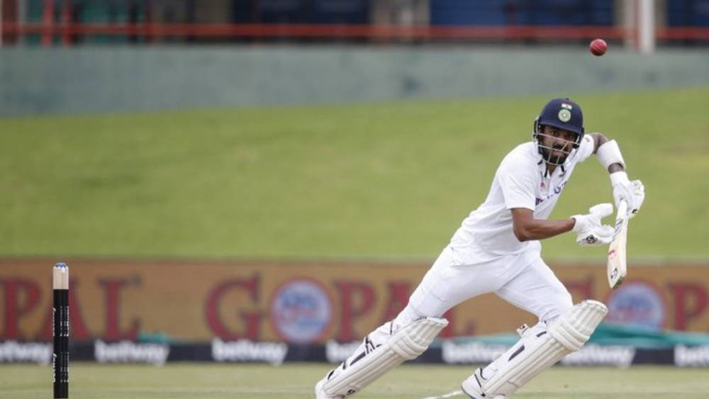 সরাসরি: ক্রিজে ময়াঙ্ক-রাহুল, ১০ ওভারে ভারত ৩২/০