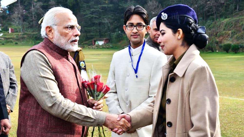 সৌম্যার কর্মদক্ষতার জেরে রাষ্ট্রপতির পদকের জন্যও তাঁর নাম সুপারিশ করা হয়েছে। স্কুল পড়ুয়াদের আত্মরক্ষায় তাদের শিক্ষিত করা ছাড়াও  ‘পেপার স্প্রে’ তৈরির জন্যও প্রশিক্ষণ দিয়েছেন সৌম্যা। এ সব দেখেই বোধ হয় ফেসবুকে গড়ে উঠেছে সৌম্যা ফ্যান ক্লাব।