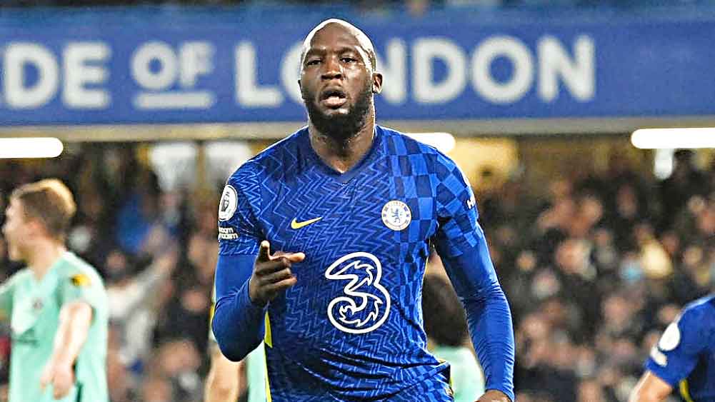 চাপে: দল নিয়ে মন্তব্য করায় কি বাদ পড়লেন লুকাকু? টুইটার