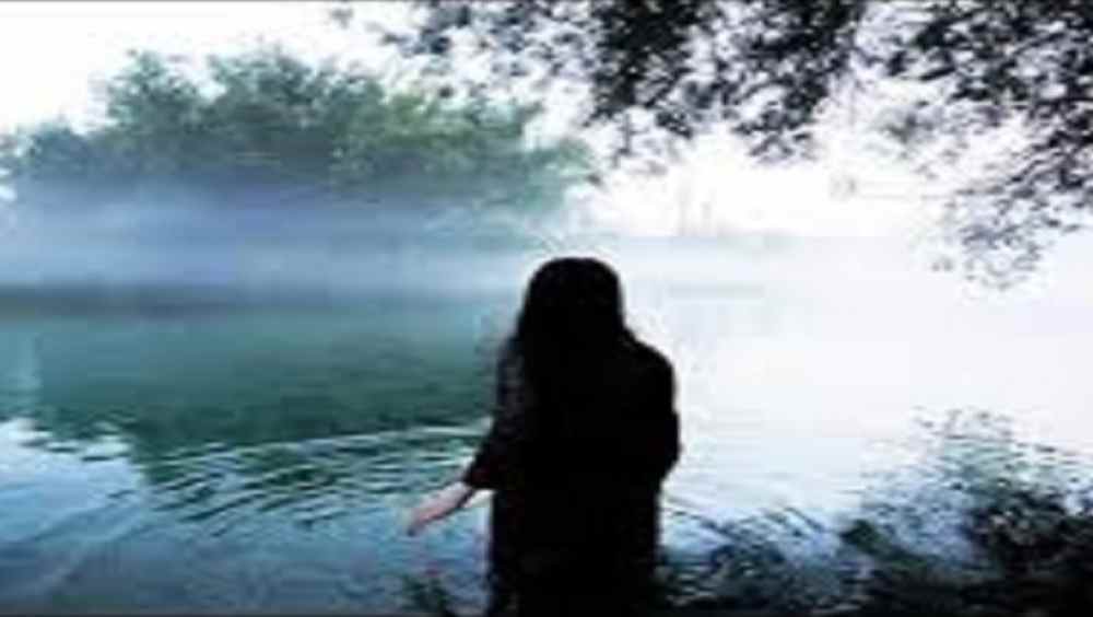 নায়াং ইয়াং হ্রদ ঘিরে আরও রহস্যজনক গল্পকথা ছড়িয়ে রয়েছে। যুক্তিবাদীদের কাছে গল্পকথা হলেও স্থানীয়দের অনেকেই তা মনেপ্রাণে বিশ্বাস করেন।