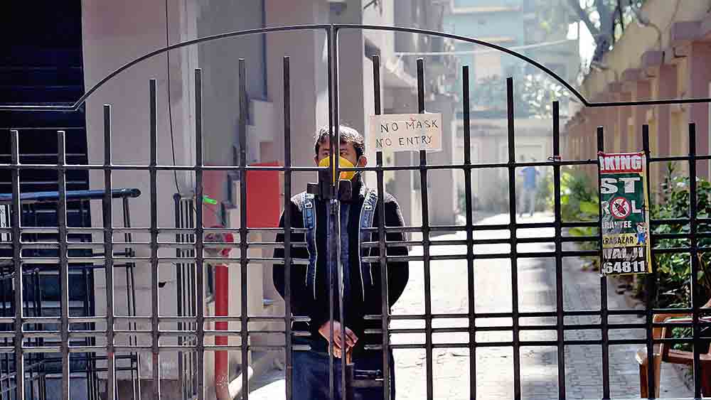 তালিকায় থাকা মানিকতলা মেন রোডের এই ঠিকানা নিয়েও বিভ্রান্তি তৈরি হয়েছে। মঙ্গলবার।  ছবি: সুদীপ্ত ভৌমিক 