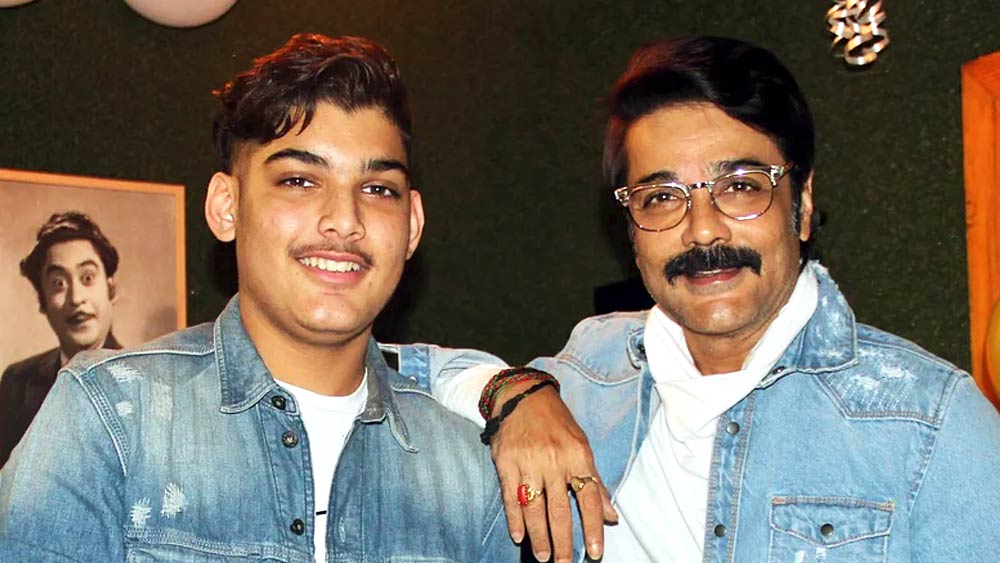 Prosenjit Chatterjee Wishes His Son Trishanjit Chatterjee On His Birthday  dgtl - Anandabazar