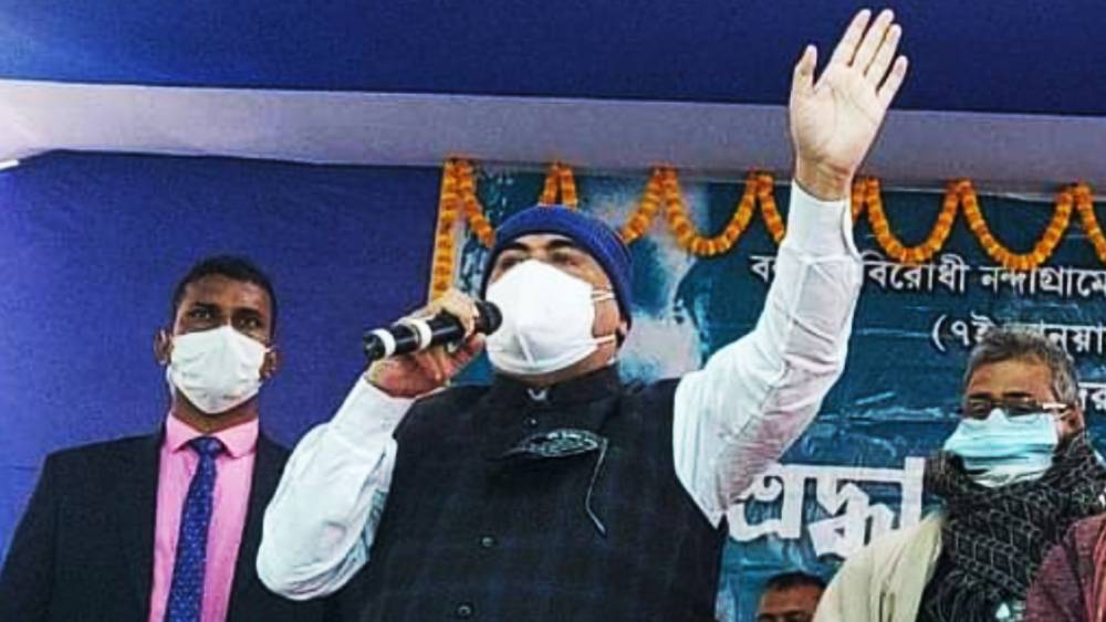 নন্দীগ্রামে শহিদ শ্রদ্ধাঞ্জলী দিবসের মঞ্চে শুভেন্দু অধিকারী। 