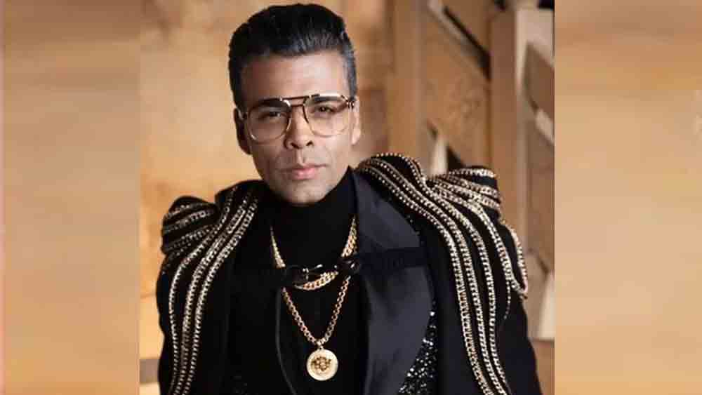 রাজীবের কাছে ওই সাক্ষাৎকারে কর্ণ বলেছেন, ‘‘অনুষ্কাকে আটকাতে খুব চেষ্টা করেছিলাম। আদিত্যকে বলেছিলাম, এই ফিল্মে অনুষ্কাকে নিয়ে কাজ কোরো না। আদিত্য আমাকে অনুষ্কার ছবি দেখিয়েছিল। তা দেখে বলেছিলাম, ‘তোমার কি মাথাখারাপ হয়ে গিয়েছে? এই নায়িকাকে নেওয়ার কথা ভাবছ?’ ’’