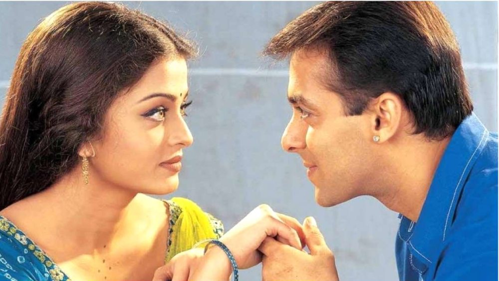 কার জন্য তাঁর সঙ্গে প্রতারণা করেছিলেন সলমন, ইঙ্গিতে তা-ও বুঝিয়ে দিয়েছিলেন ভাইজানের প্রাক্তন। বচ্চনবহু ঐশ্বর্য রাই বচ্চনই যে তাঁর আর সলমনের সম্পর্ক ভেঙে যাওয়ার কারণ, তা ওই সাক্ষাৎকারে বেশ স্পষ্ট করেই জানিয়েছিলেন সোমি।