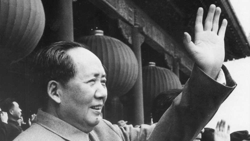 এখানে এক বিখ্যাত দোভাষীর কথা বলতেই হয়। নাম বসন্ত বাসুদেও পরাঞ্জপে। যাঁর মান্দারিন ভাষা শুনে মুগ্ধ হয়েছিলেন স্বয়ং মাও জে দং।