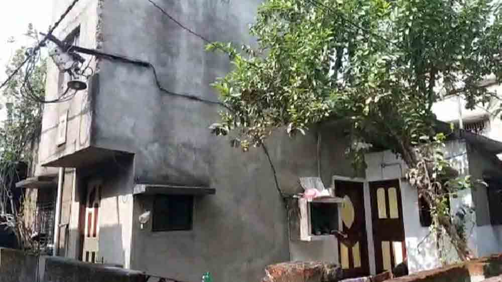 অনন্যার বাপের বাড়ি