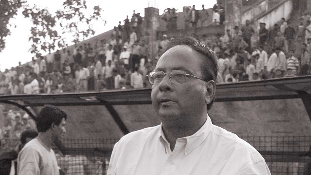 ফুটবল থেকে অবসর নেওয়ার পর ফুটবলে দ্বিতীয় ইনিংস শুরু করেন সুভাষ। কোচিং। ১৯৮৬ সালে জর্জ টেলিগ্রাফের কোচ হিসেবে সুভাষের সেই পর্বে অভিষেক।