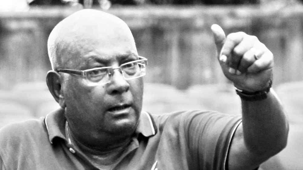 প্রিয় ভোম্বলদা বেঁচে থাকবেন ফুটবল প্রেমীদের হৃদয়েই, নিশ্চিত ফুটবল মহল