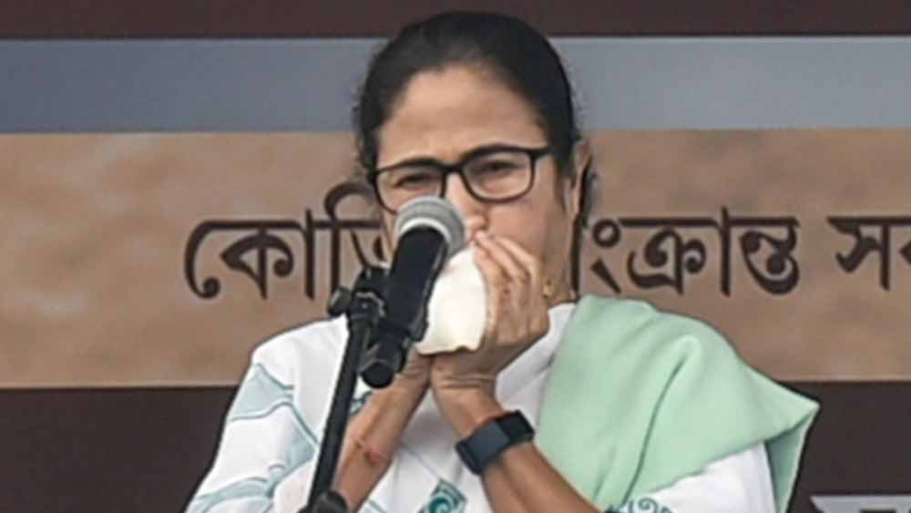 নেতাজির নথি কোথায়: মমতা