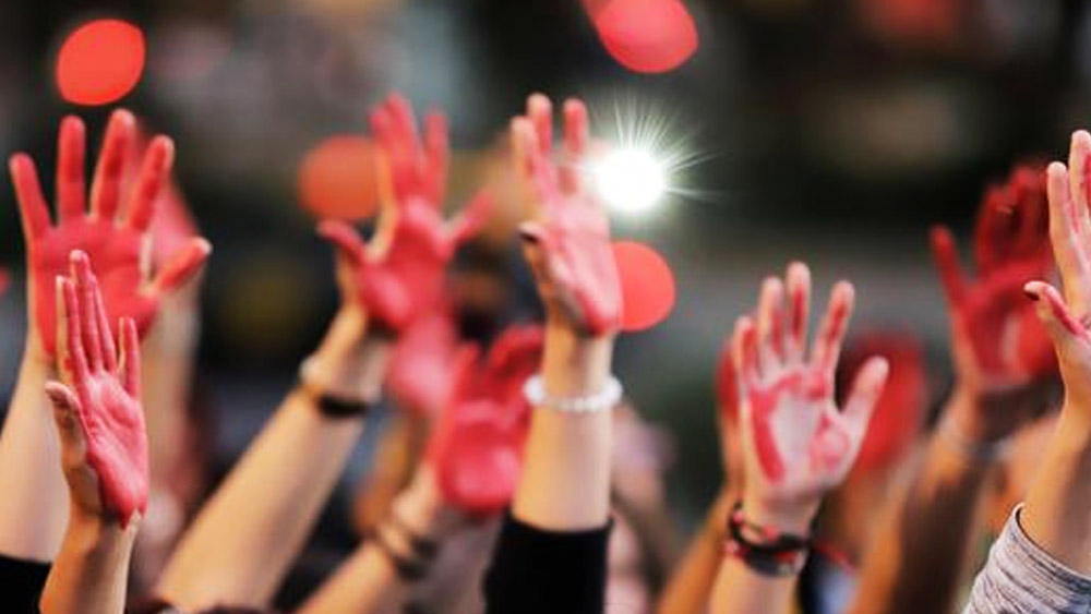 ব্রিটেনের কোনও বাসিন্দা যদি এই চিকিৎসা করাতে দেশের বাইরেও যান, তবুও তাঁকে অপরাধী বলেই গণ্য করা হবে।