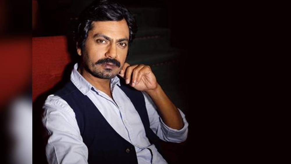 তবে আফশোস একটাই, মুম্বইয়ে নবাব নওয়াজের শ্বেতপাথরের নবাবখানায় কোনও মুমতাজ নেই আর। ২০২০ সাল থেকে খাতায় কলমে অভিনেতা একা। 