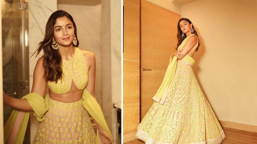 এখন বাঙালি মহিলাদের মন কেড়ে নিচ্ছে লেহেঙ্গা