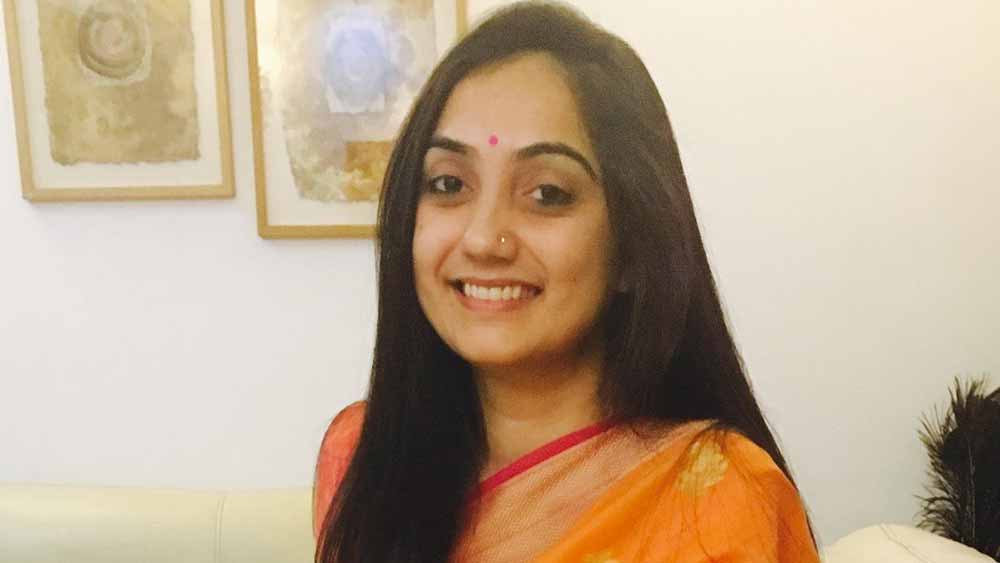 বিজেপির এ হেন ‘নূপুরের’ মূর্ছনায় মোহিত হয়নি আসমুদ্রহিমাচল। বরং তাঁর বাণীর ঢক্কানিনাদে, সমালোচনায় বিতর্ক হয়েছে। শুক্রবারই বিতর্কিত মন্তব্যের জেরে বিজেপির নিলম্বিত জাতীয় মুখপাত্র নূপুর শর্মাকে দেশের কাছে ক্ষমা চাইতে বলল সুপ্রিম কোর্ট। কিন্তু কে এই নূপুর? তাঁর মন্তব্যের অভিঘাতে কী ঘটেছে দেশে? 