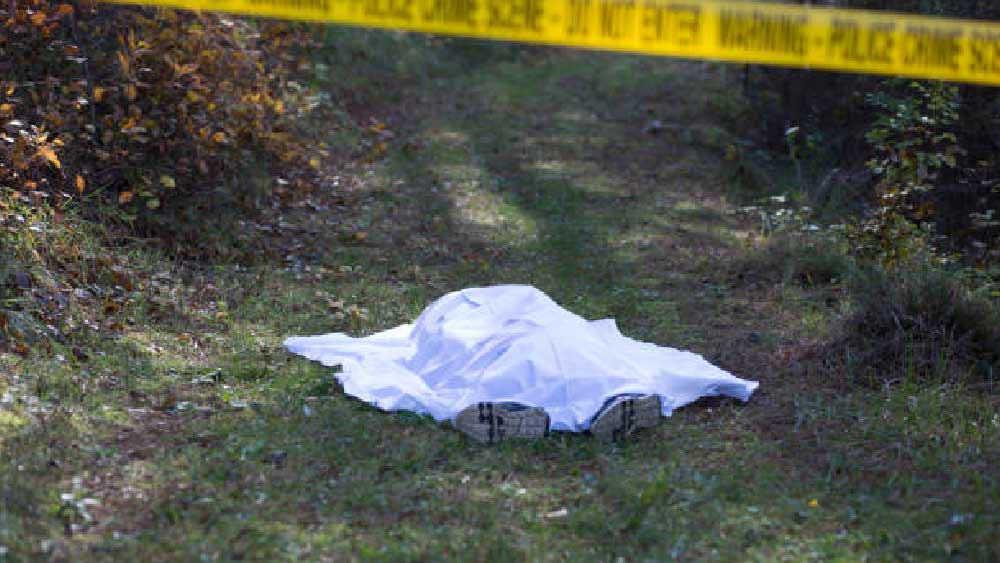 খুশবুর সন্ধান নিজেই জানায় অমরজিৎ। গ্রামবাসীদের বলে যে, তাকে শ্বাসরোধ করে মেরে সে পুঁতে দিয়েছে। 