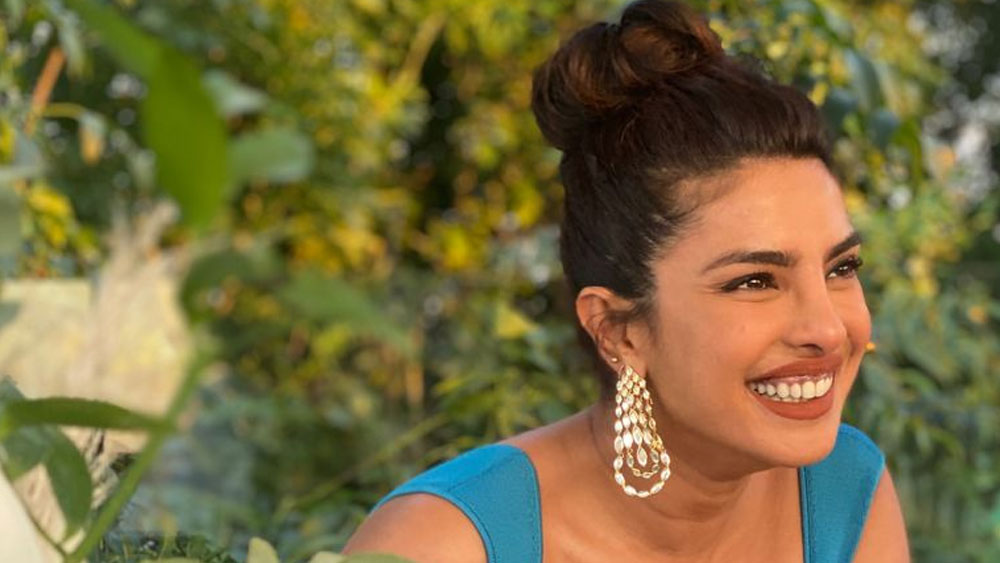 খাবার পরিবেশন করার সামগ্রীর নাম ‘সুলতান গার্ডেন’। ‘পান্না’-র তালিকায় রয়েছে সব রকম কাপড় দিয়ে বানানো সামগ্রী, যা টেবিলকে আরও সুন্দর করে সাজাতে সাহায্য করে।