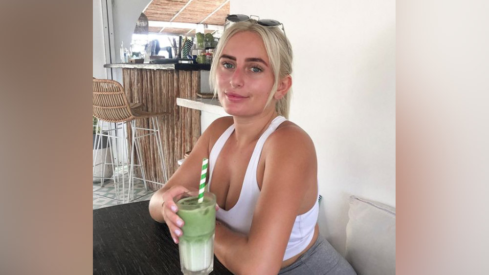 অস্ট্রেলিয়ায় আসার পর তিনি বালি, তাইল্যান্ড, শ্রীলঙ্কা, সিঙ্গাপুর, ক্রোয়েশিয়া, আমেরিকা, মলদ্বীপ-সহ বিভিন্ন জায়গায় ঘুরে বেড়িয়েছেন।