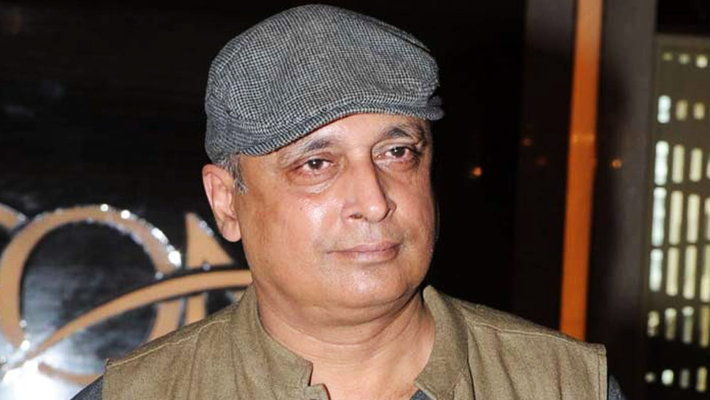 থিয়েটার জগতের পরিচিত মুখ পীযূষ মিশ্র বলিউডে প্রথম পা রেখেছিলেন ‘দিল সে’ ছবিতে অভিনয়ের মাধ্যমে। বর্তমানে তিনি বলিউড, এমনকি দক্ষিণী সিনেমা এবং ওয়েব সিরিজে দুর্দান্ত অভিনয় করে চলেছেন।