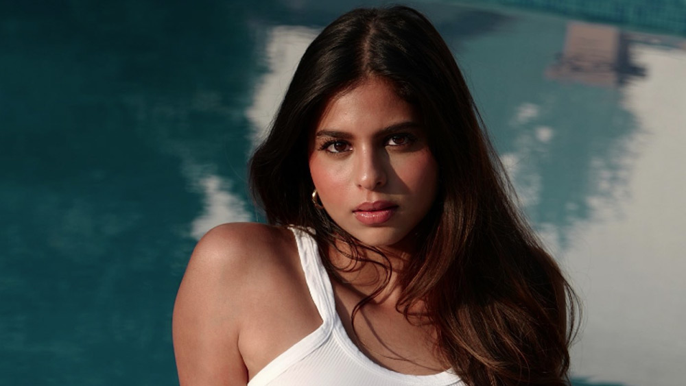 কলেজে থাকাকালীন তিনি অভিনয় ও নাটকের উপর পড়াশোনা করেছেন। এমনকি, নাটকে তাঁর অবদানের জন্য সুহানাকে কলেজের তরফে রাসেল কাপ পুরস্কার দেওয়া হয়। সম্প্রতি ওটিটি প্ল্যাটফর্মের একটি ওয়েব সিরিজে অভিনয় করতে দেখা যাবে সুহানাকে।